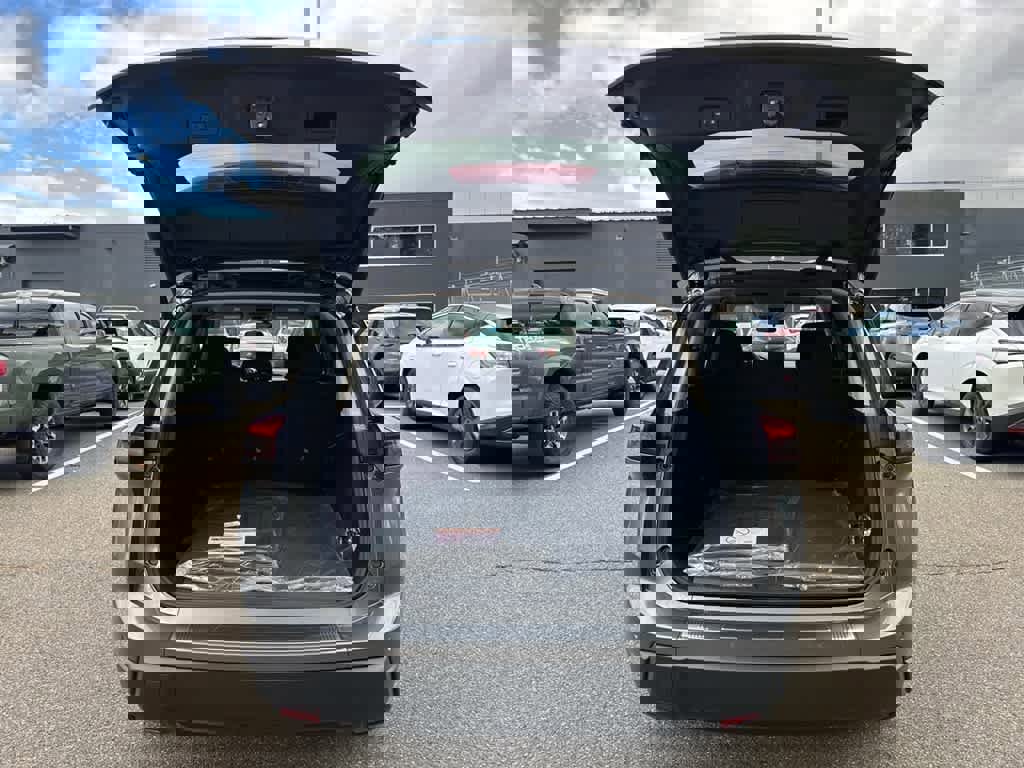 New 2026 Nissan Rogue SV image 6