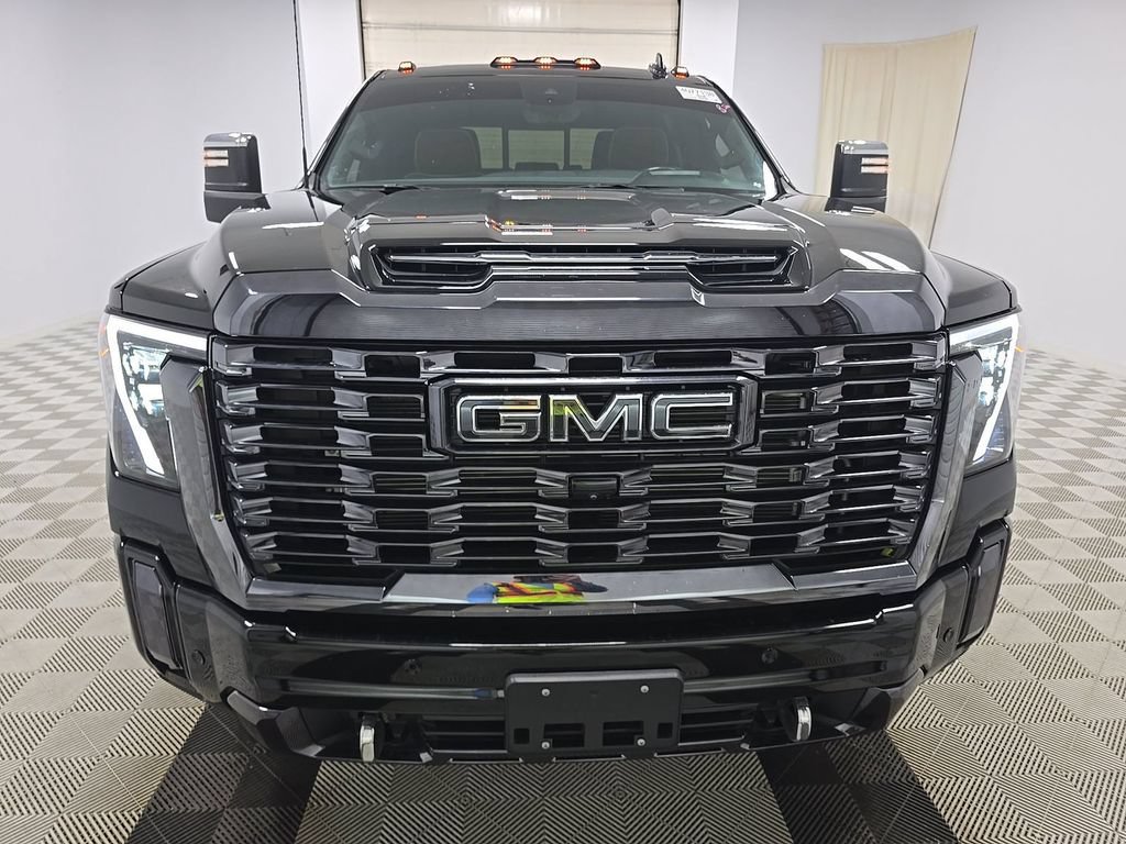 Used 2024 GMC Sierra 3500 Denali Ultimate AWD/4WD image 20