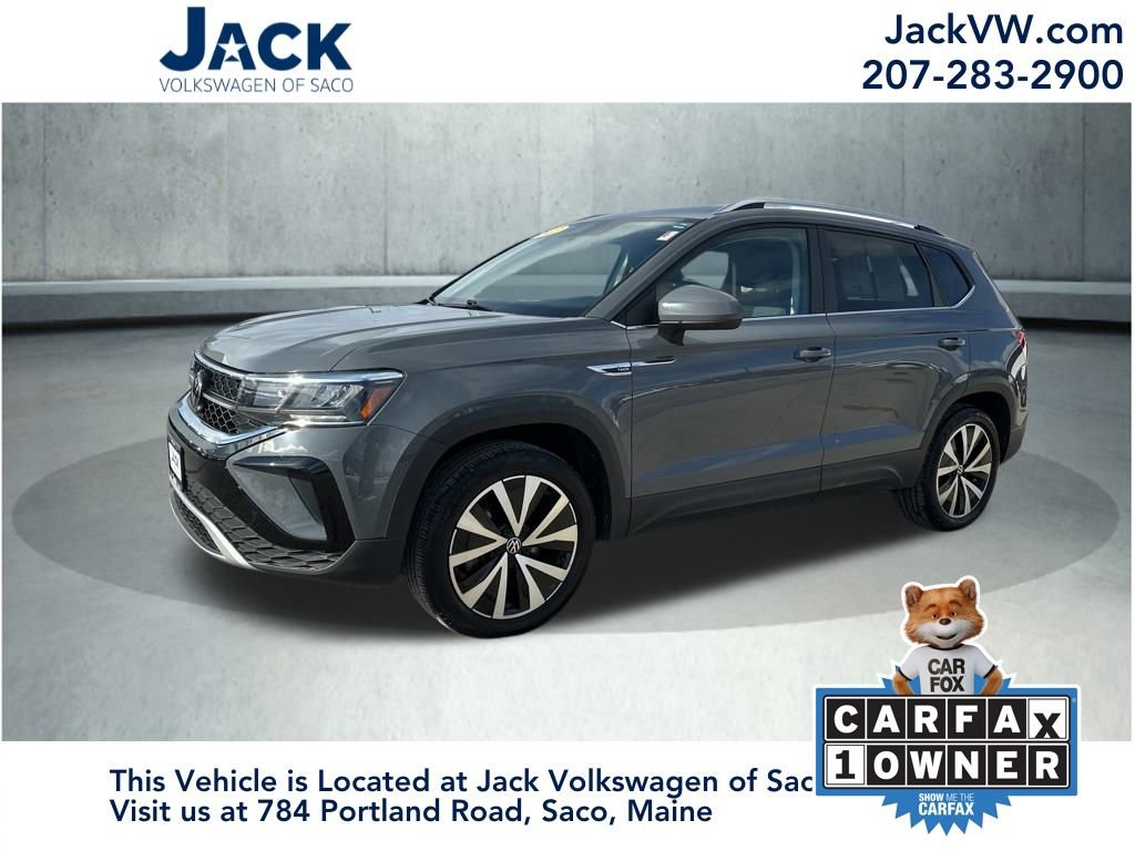 Used 2022 Volkswagen Taos SE image 1