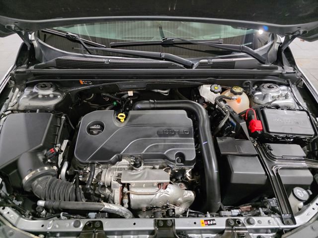 Used 2023 Chevrolet Malibu LS image 26