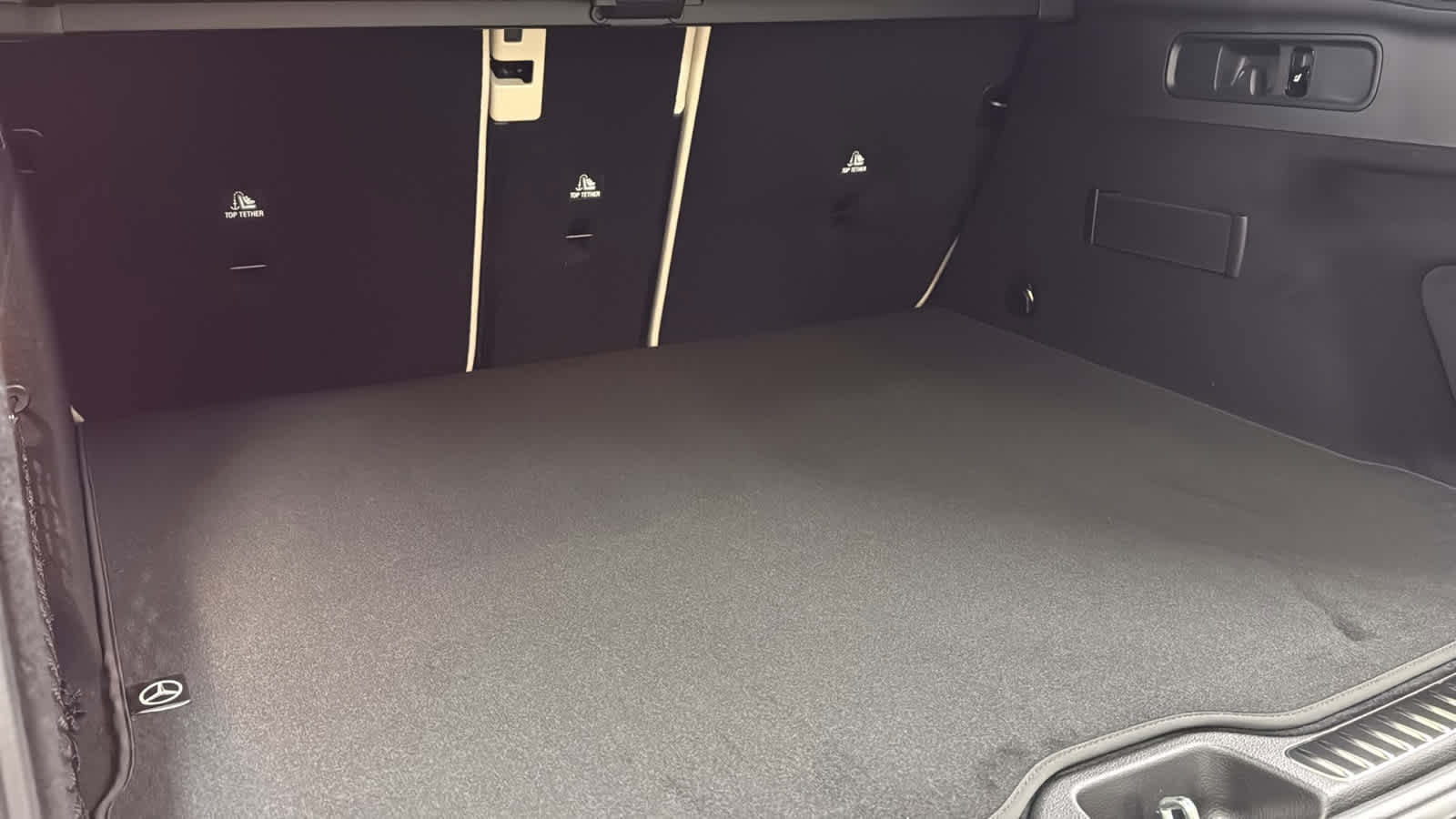 New 2026 Mercedes-Benz GLC 300 4MATIC image 32