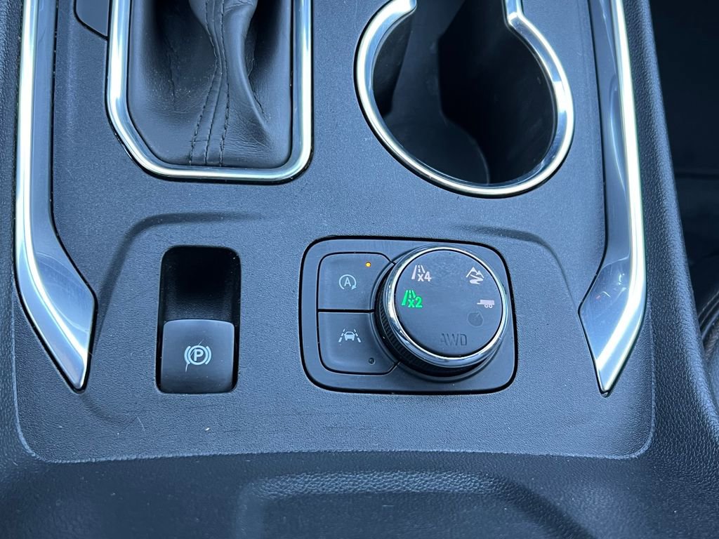 Used 2022 Chevrolet Traverse High Country image 33