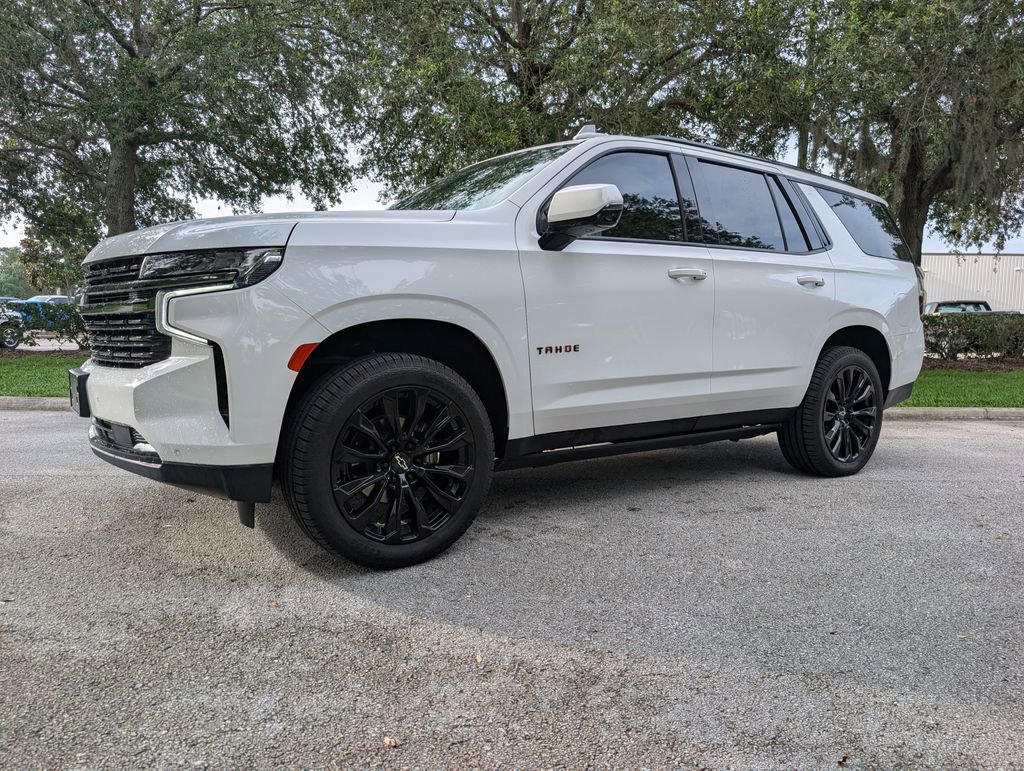 Used 2022 Chevrolet Tahoe RST w/ Sport Performance Package AWD/4WD image 3