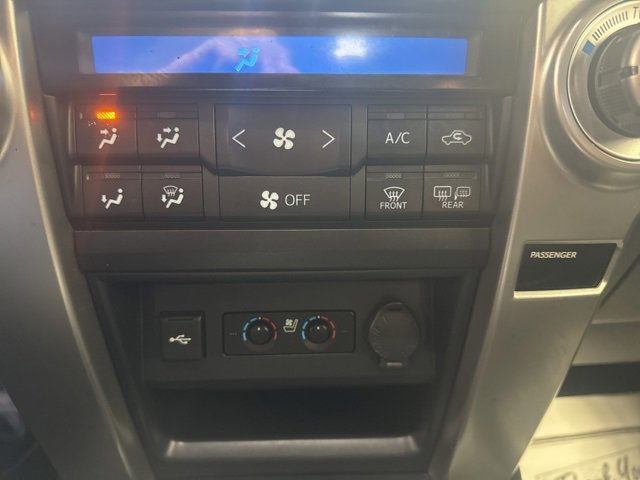 Used 2022 Toyota 4Runner Limited image 15