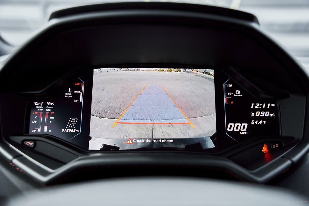 Used 2020 Lamborghini Huracan EVO image 64