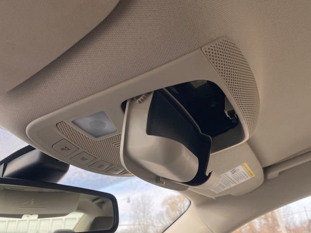 Used 2019 Ford Fusion SE image 25