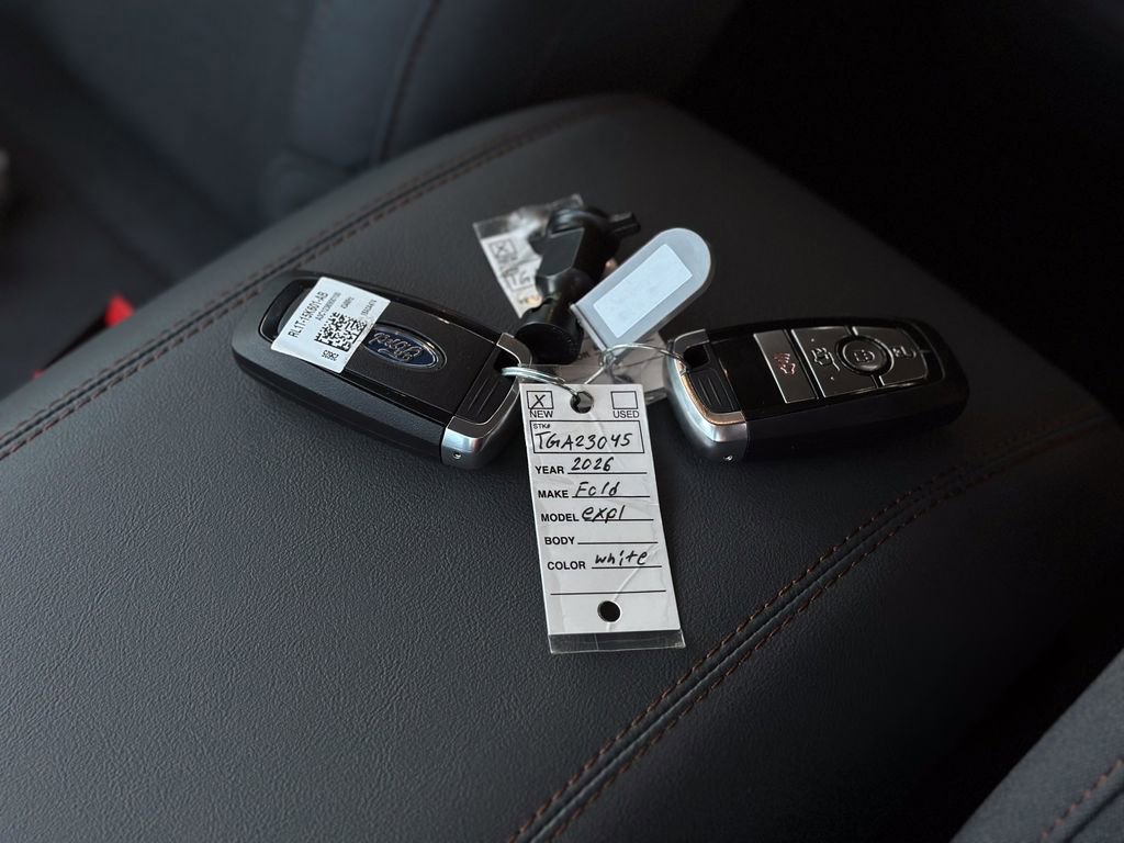 New 2026 Ford Explorer Active image 77