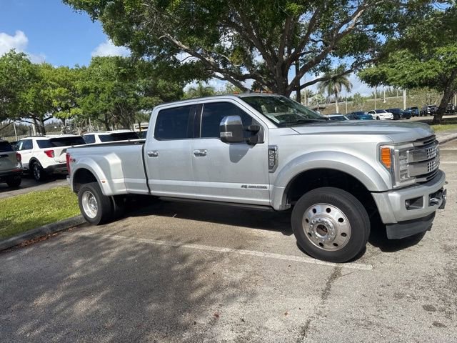 Used 2019 Ford F450 Platinum w/ Platinum Ultimate Package image 2