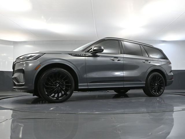 Used 2025 Lincoln Aviator Reserve w/ Jet Appearance Package image 63