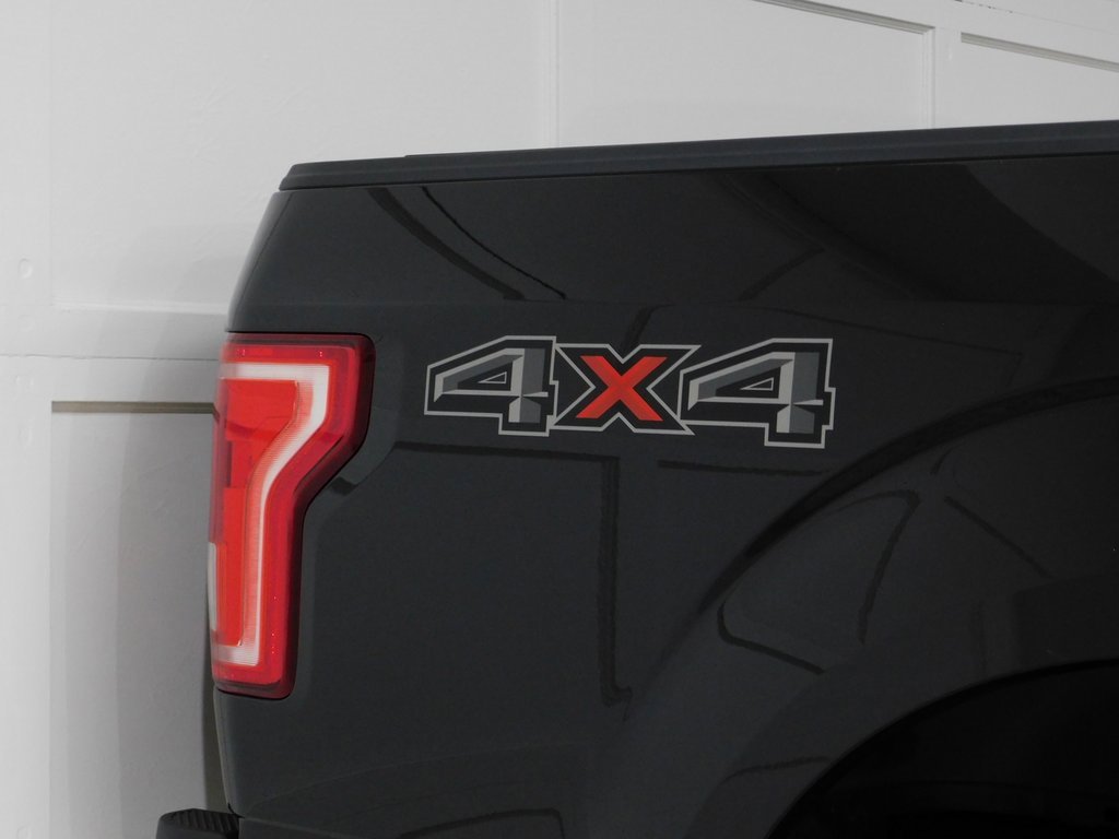 Used 2015 Ford F150 XLT w/ Trailer Tow Package image 9