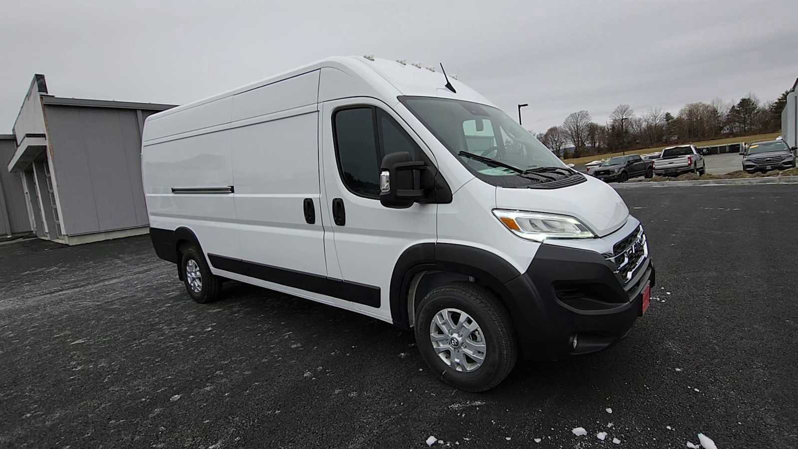 New 2024 RAM ProMaster 3500 w/ Quick Order Package 22G SLT image 2