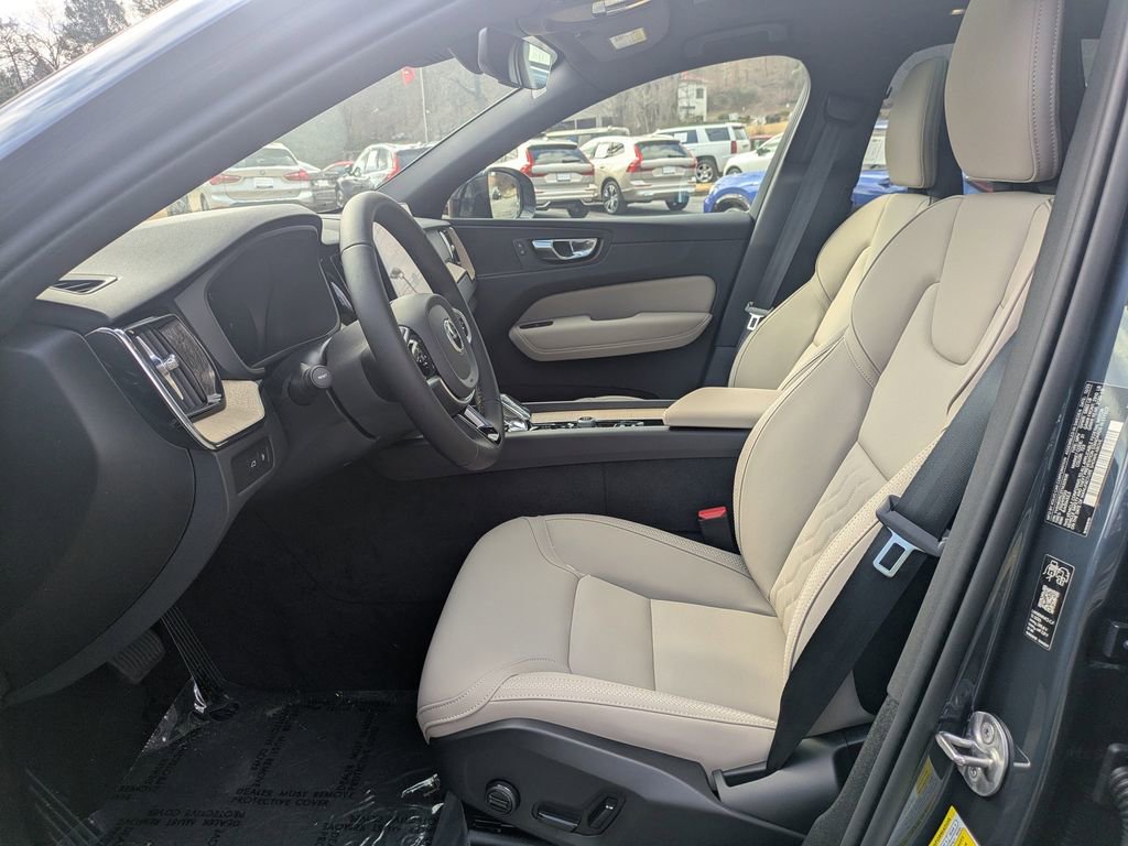 New 2026 Volvo XC60 T8 Plus w/ Protection Package Premier AWD/4WD image 21