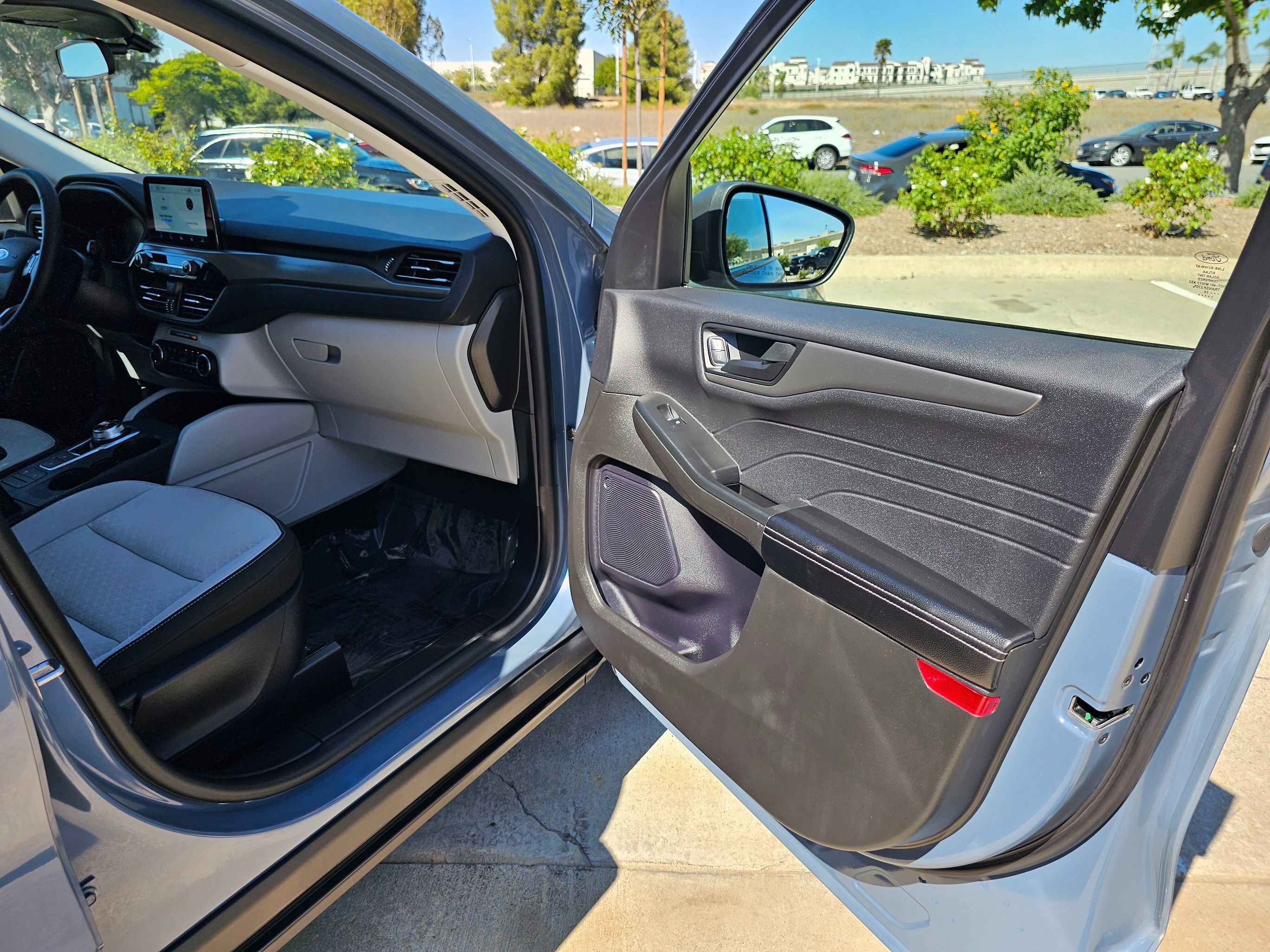 Used 2024 Ford Escape Active image 32