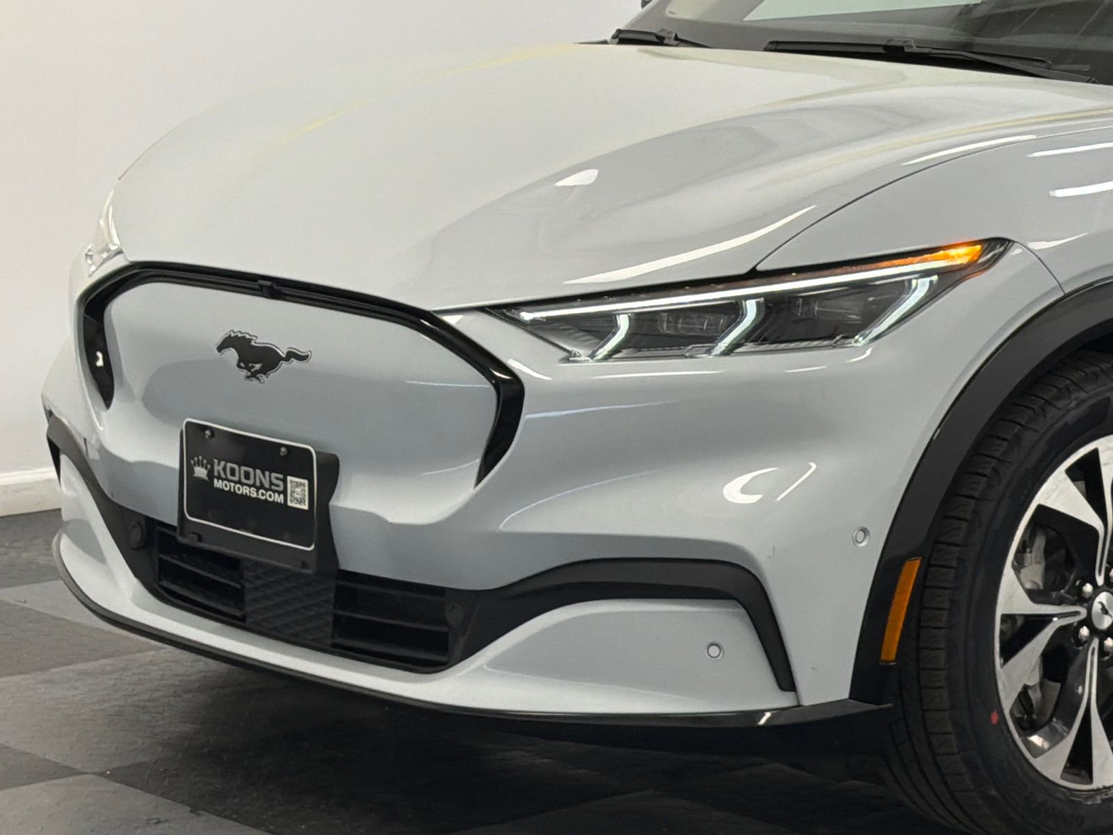 Used 2023 Ford Mustang Mach-E Premium image 2