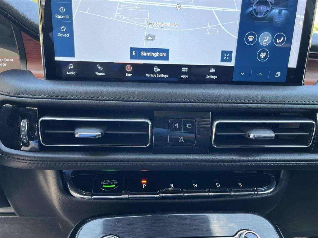 Used 2022 Lincoln Nautilus Reserve image 19