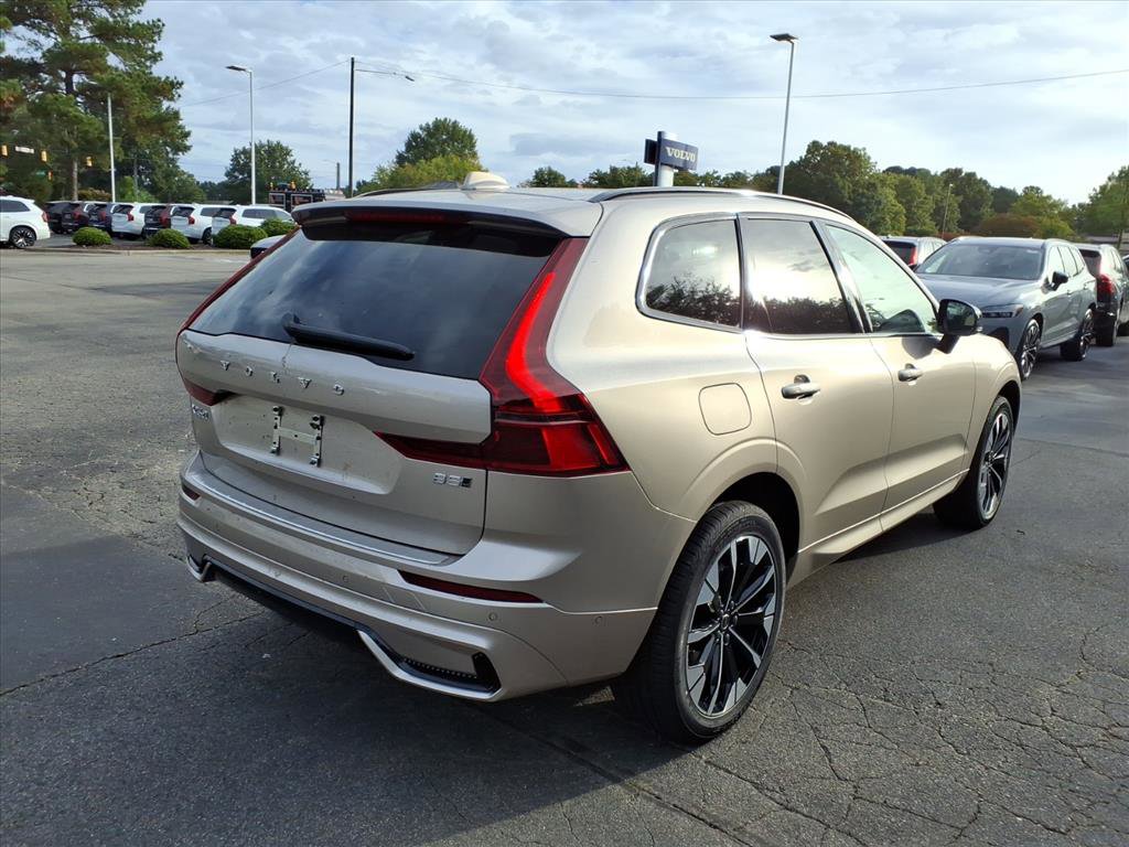 New 2026 Volvo XC60 B5 Plus w/ Protection Package Premier image 3
