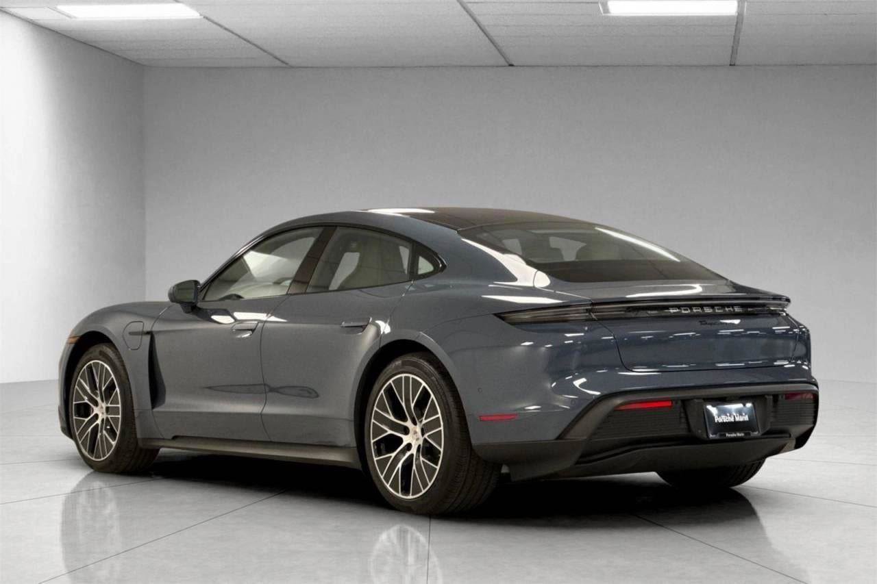 New 2025 Porsche Taycan image 42