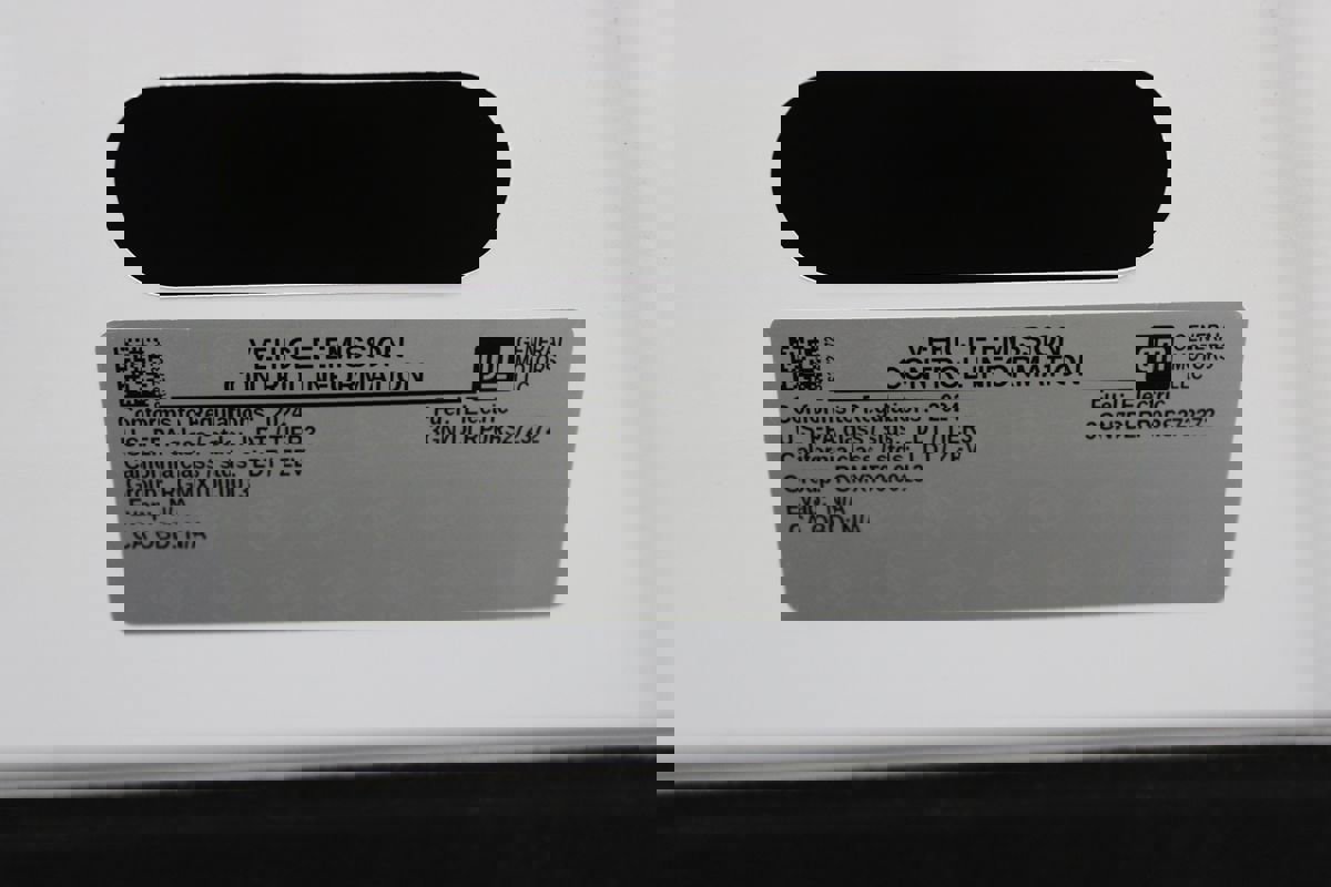 Used 2024 Chevrolet Equinox EV LT image 39