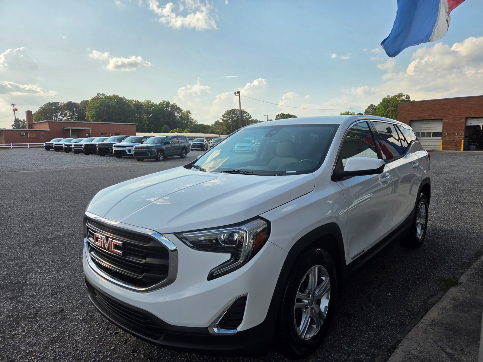 Used 2020 GMC Terrain SLE FWD image 7