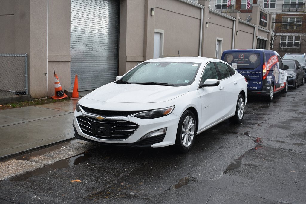 Used 2024 Chevrolet Malibu LT image 2