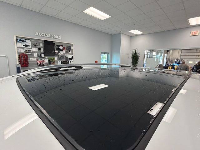 Used 2020 Chevrolet Equinox LT image 20