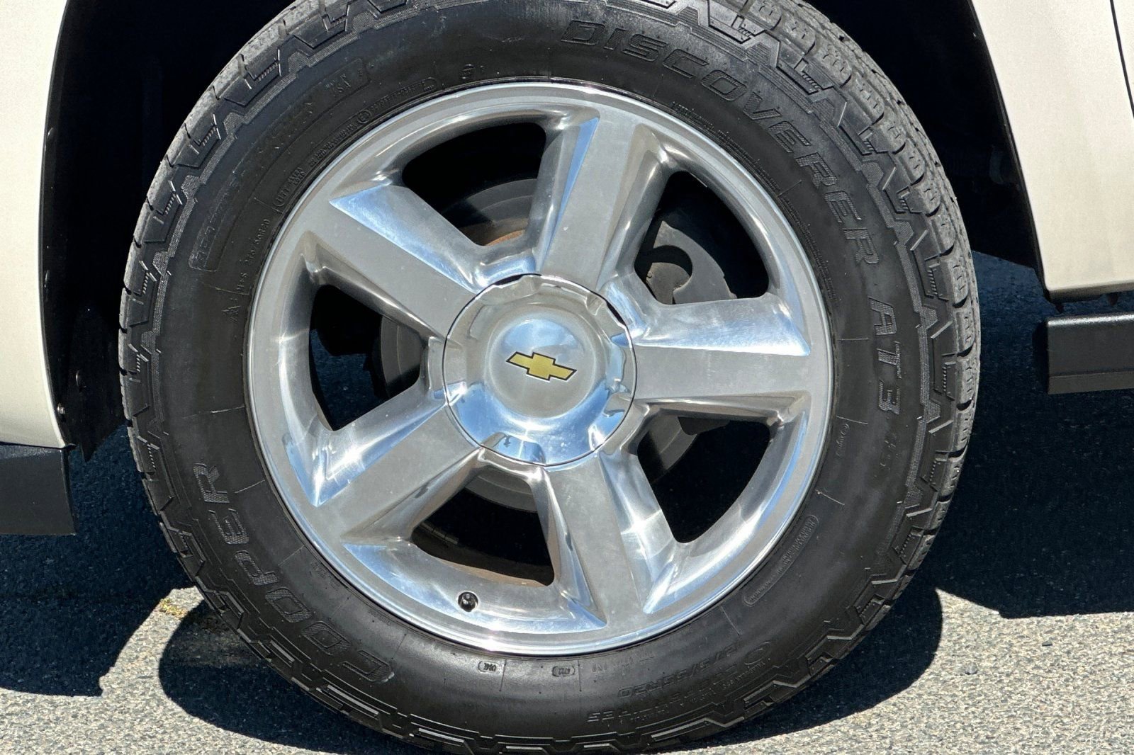 Used 2013 Chevrolet Tahoe LTZ image 28