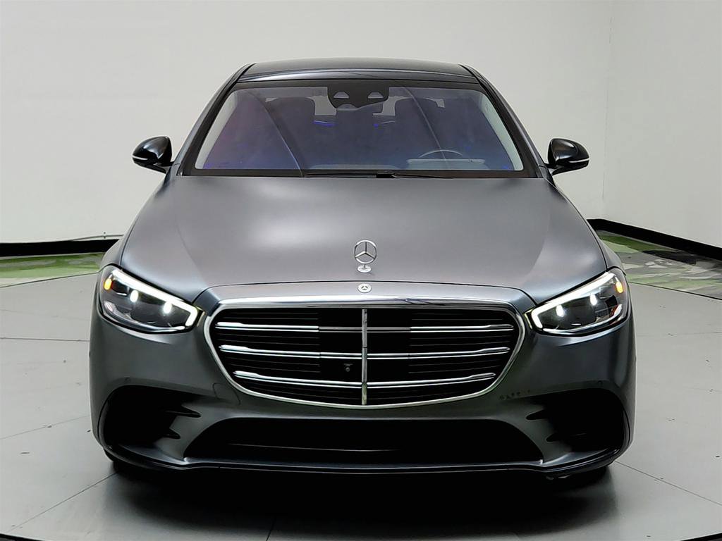 Used 2022 Mercedes-Benz S 580 4MATIC Sedan image 2