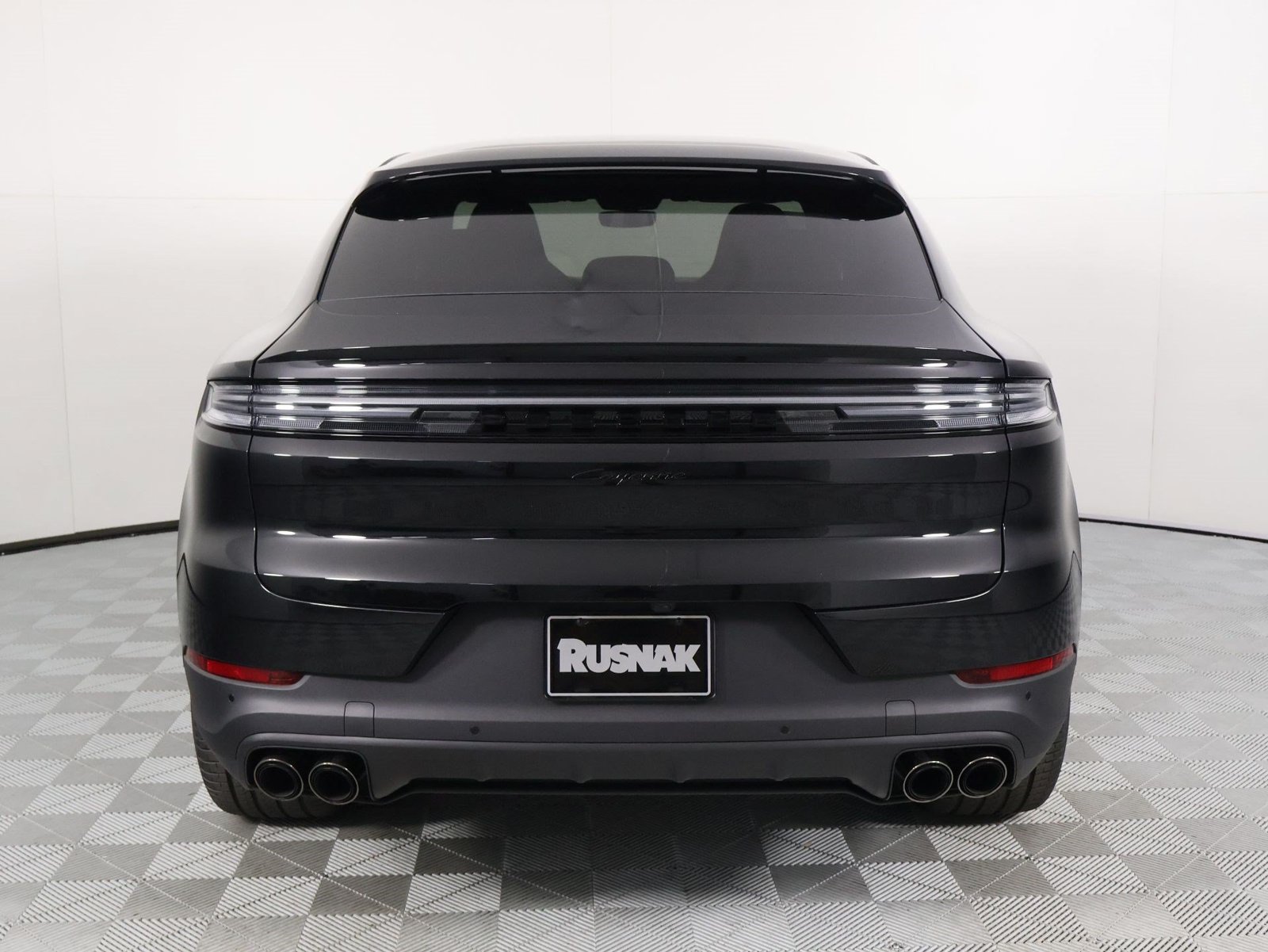 New 2026 Porsche Cayenne Coupe AWD/4WD image 6