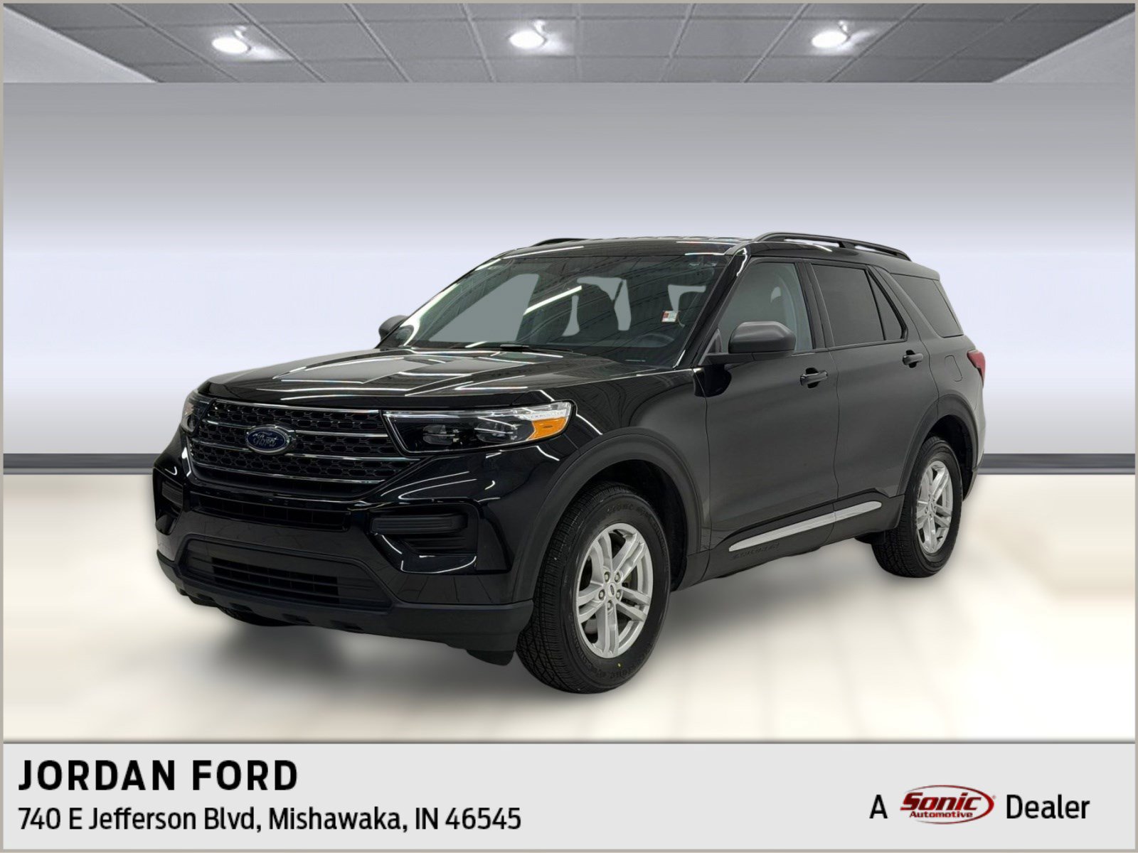 Used 2023 Ford Explorer XLT image 1