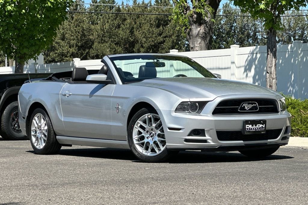 Used 2013 Ford Mustang Premium