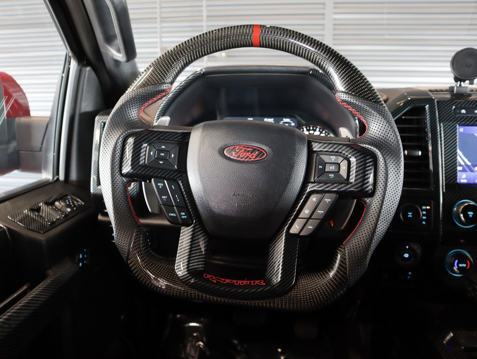 Used 2019 Ford F150 Raptor w/ Equipment Group 802A Luxury image 14