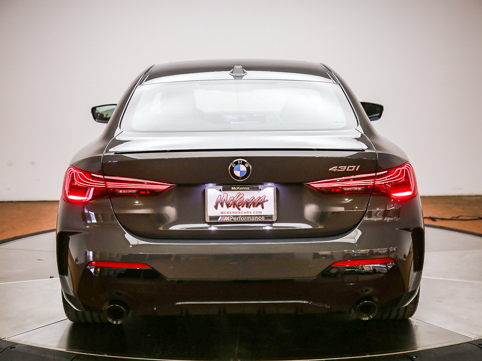 Used 2026 BMW 430i Coupe w/ M Sport Package RWD image 6