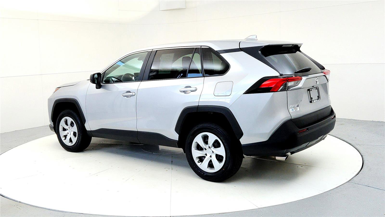 Certified 2023 Toyota RAV4 LE image 4