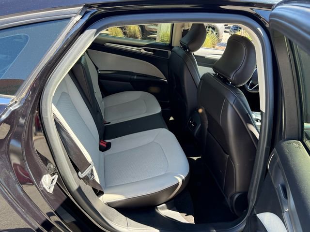 Used 2019 Ford Fusion SE w/ Equipment Group 151A image 18