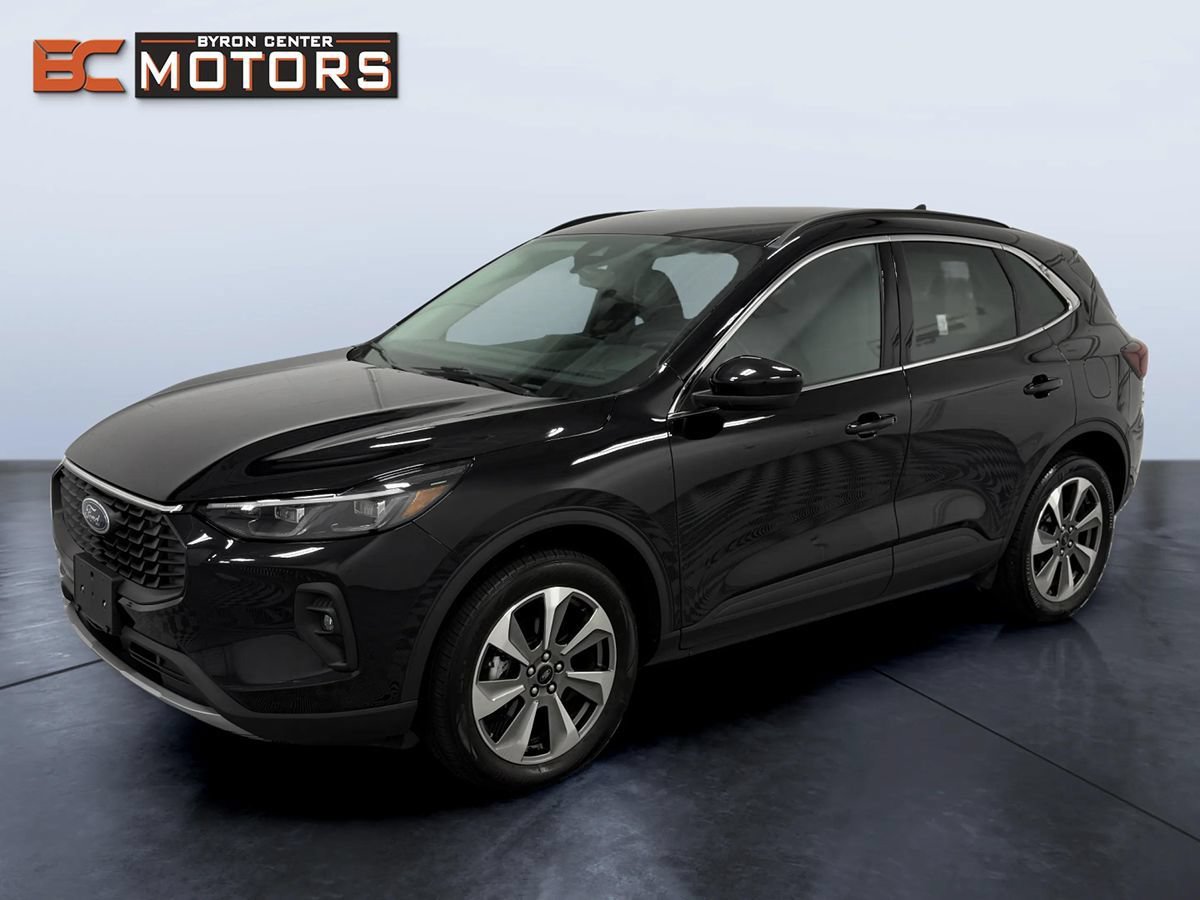 Used 2025 Ford Escape Platinum
