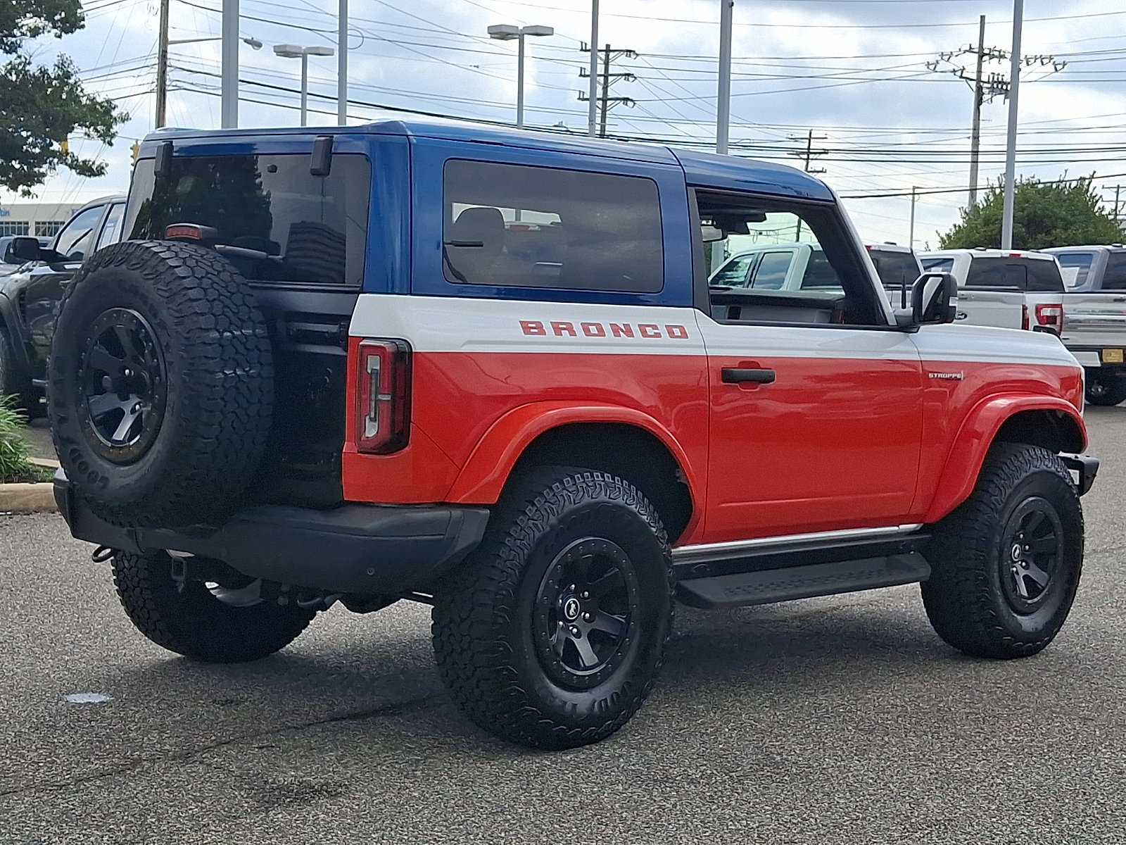 Used 2025 Ford Bronco Stroppe Edition AWD/4WD image 11