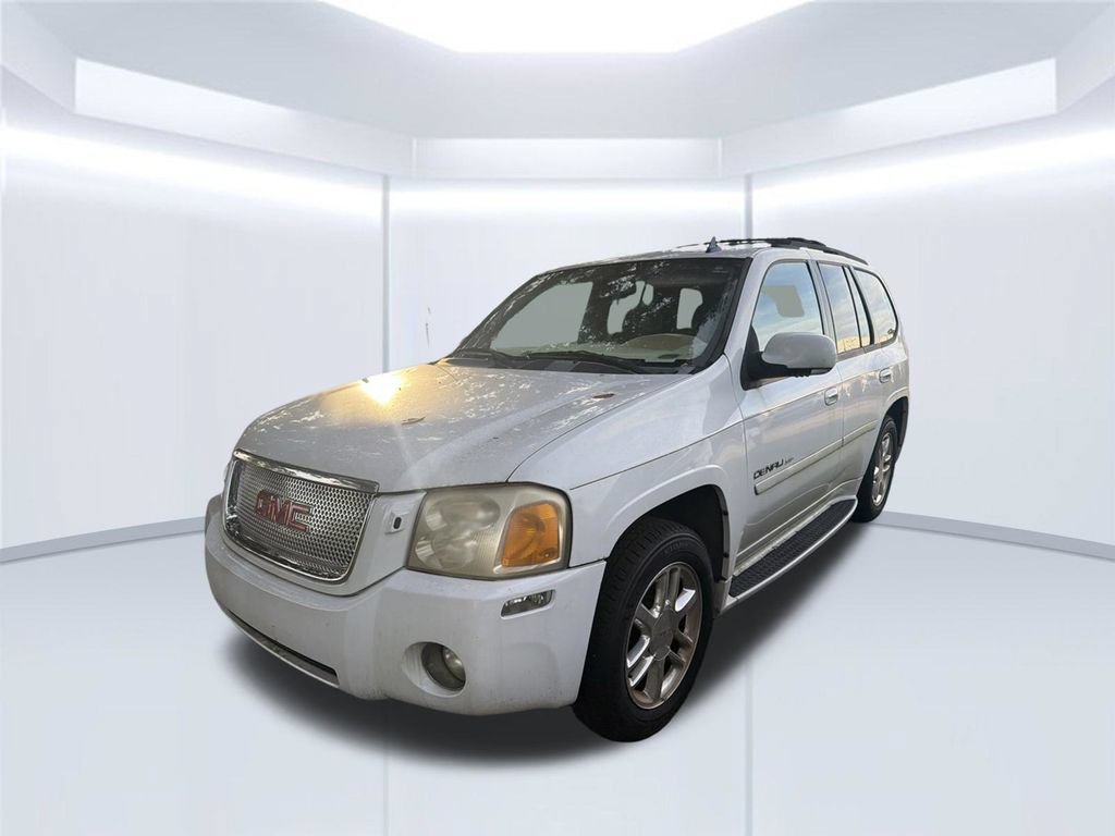 Used 2007 GMC Envoy Denali RWD image 6