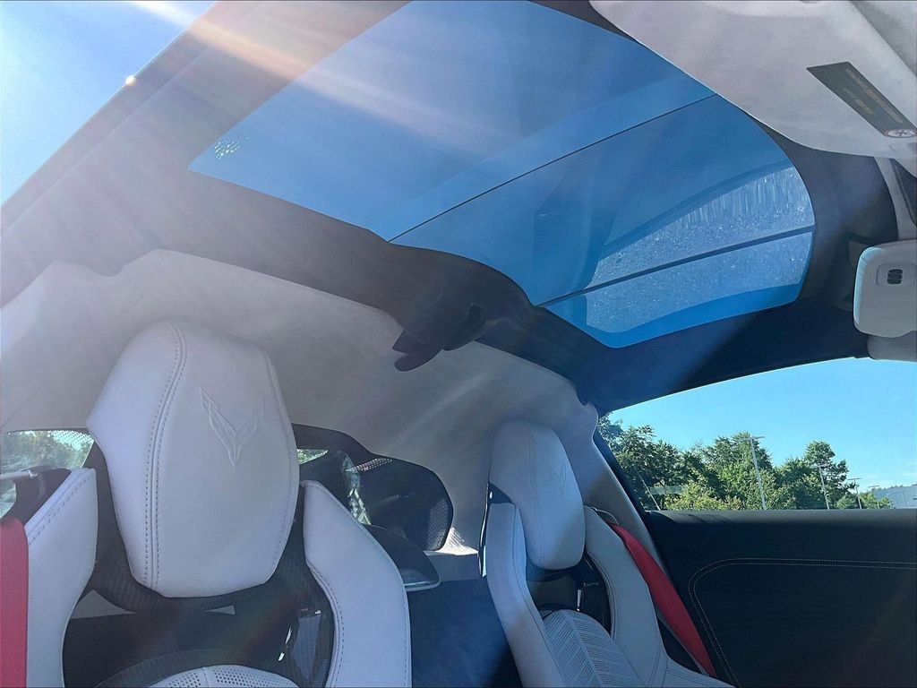 Used 2024 Chevrolet Corvette Z06 w/ Stealth Interior Trim Package RWD image 22