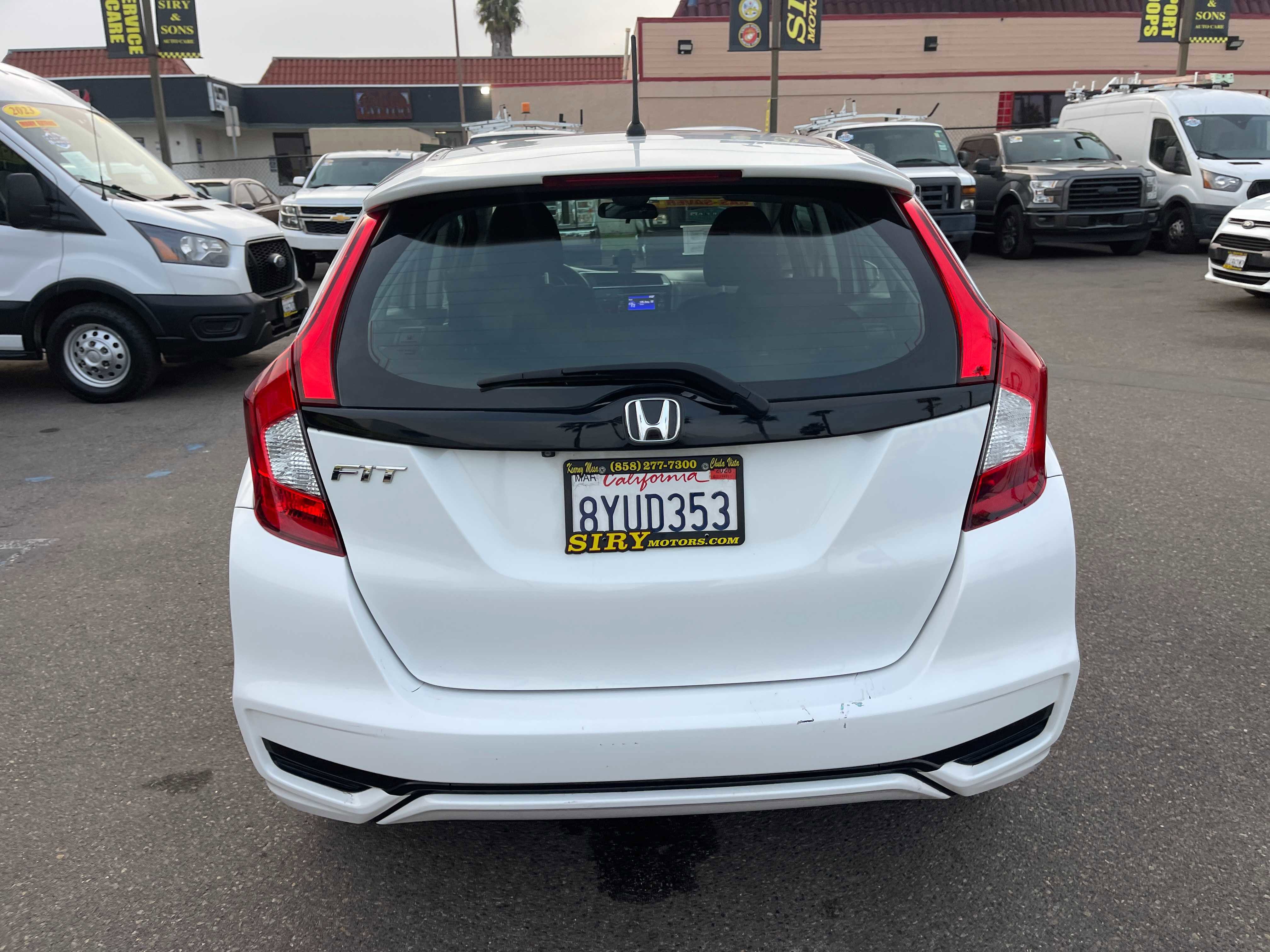 Used 2018 Honda Fit LX image 4