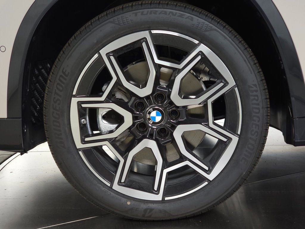 Used 2026 BMW X1 xDrive28i w/ Convenience Package AWD/4WD image 8