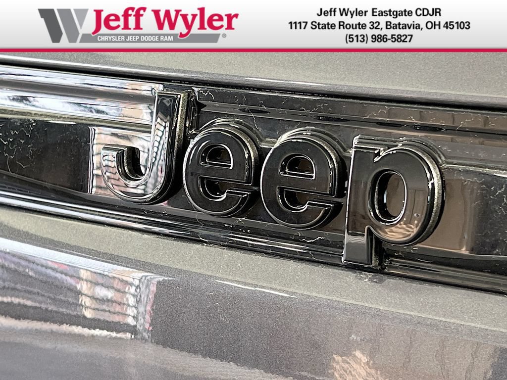 New 2026 Jeep Grand Cherokee Altitude AWD/4WD image 34