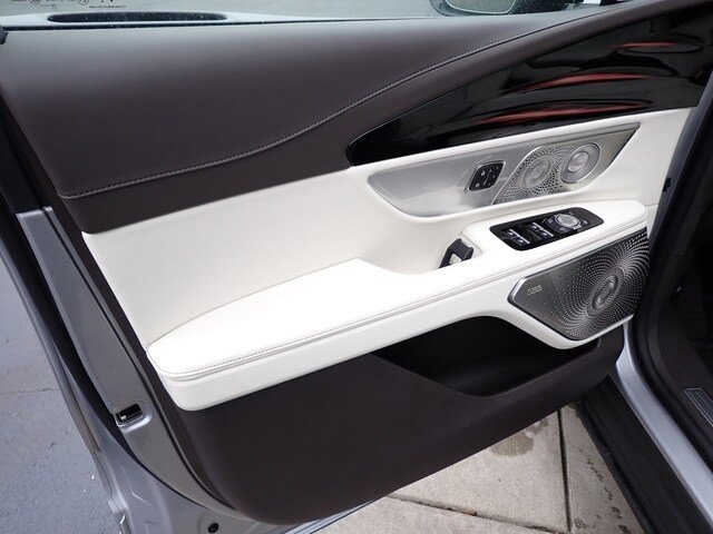 New 2026 Lincoln Nautilus Black Label w/ Jet Appearance Package image 26