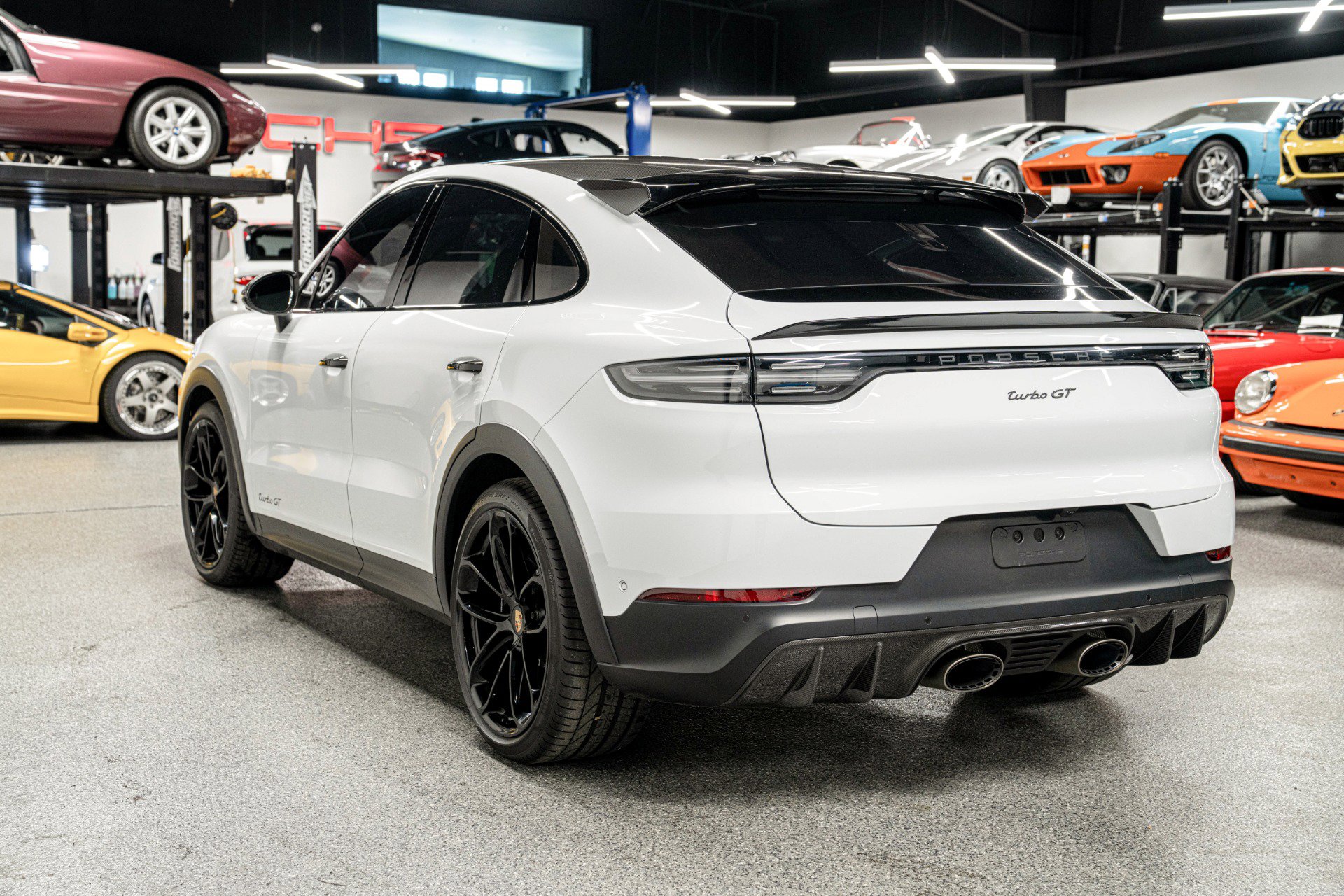 Used 2023 Porsche Cayenne Turbo GT image 6