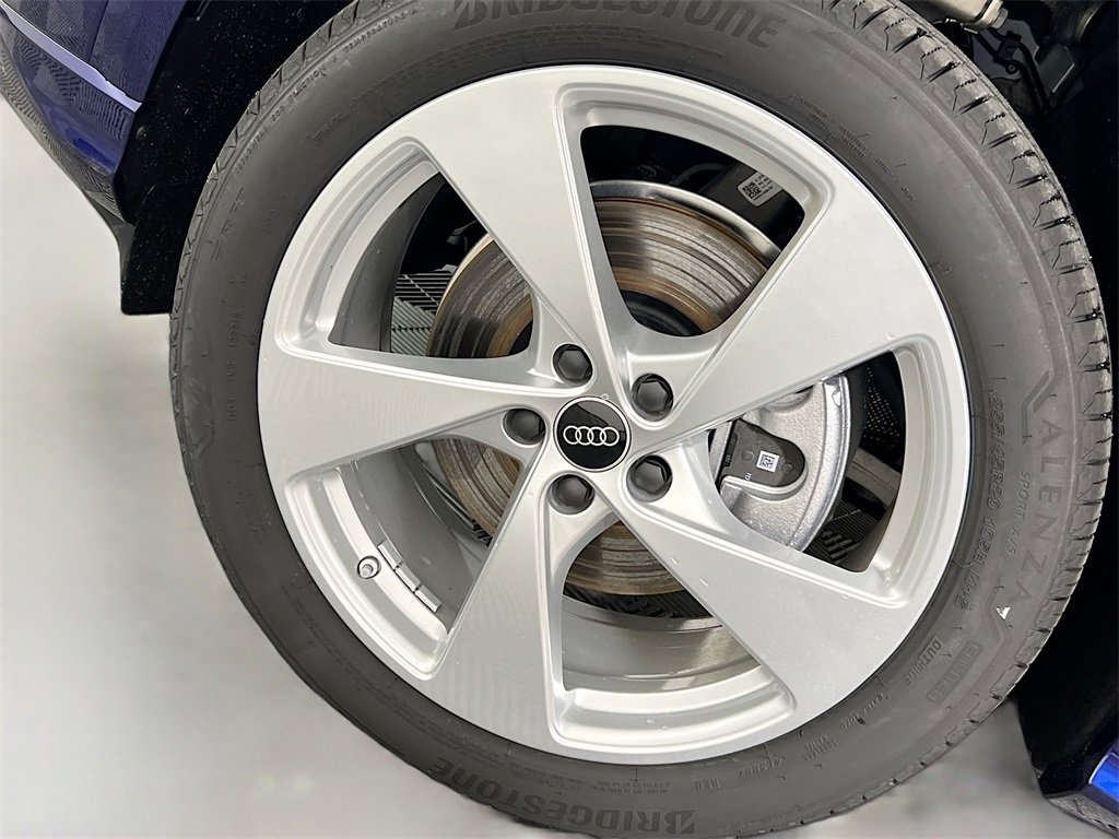 New 2025 Audi Q5 Premium Plus image 31