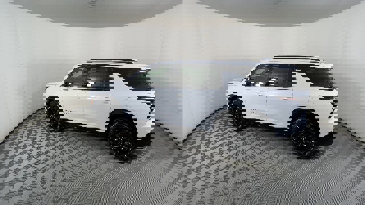 New 2026 Chevrolet Traverse RS w/ LPO, Floor Liner Package image 67