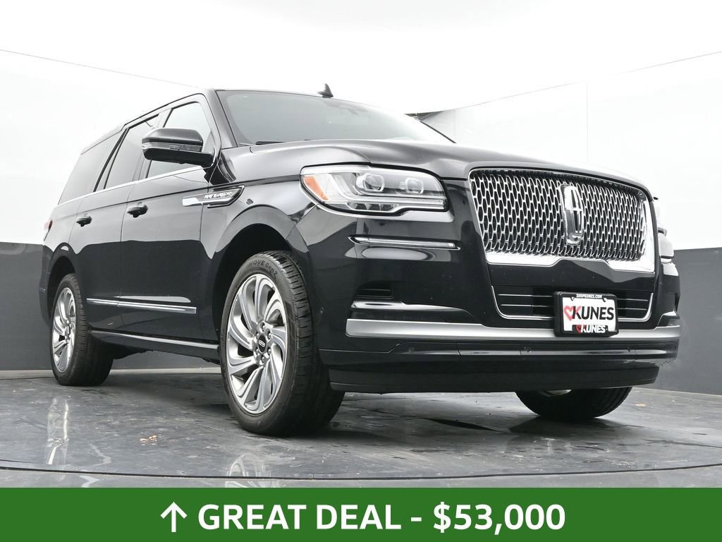 Used 2024 Lincoln Navigator Premiere image 45