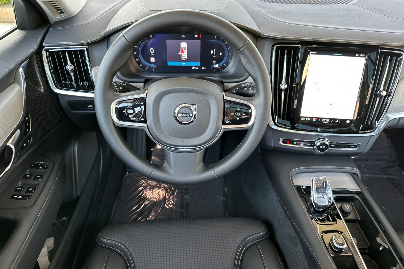 New 2025 Volvo V90 B6 Cross Country Ultra w/ Protection Package Premier image 12