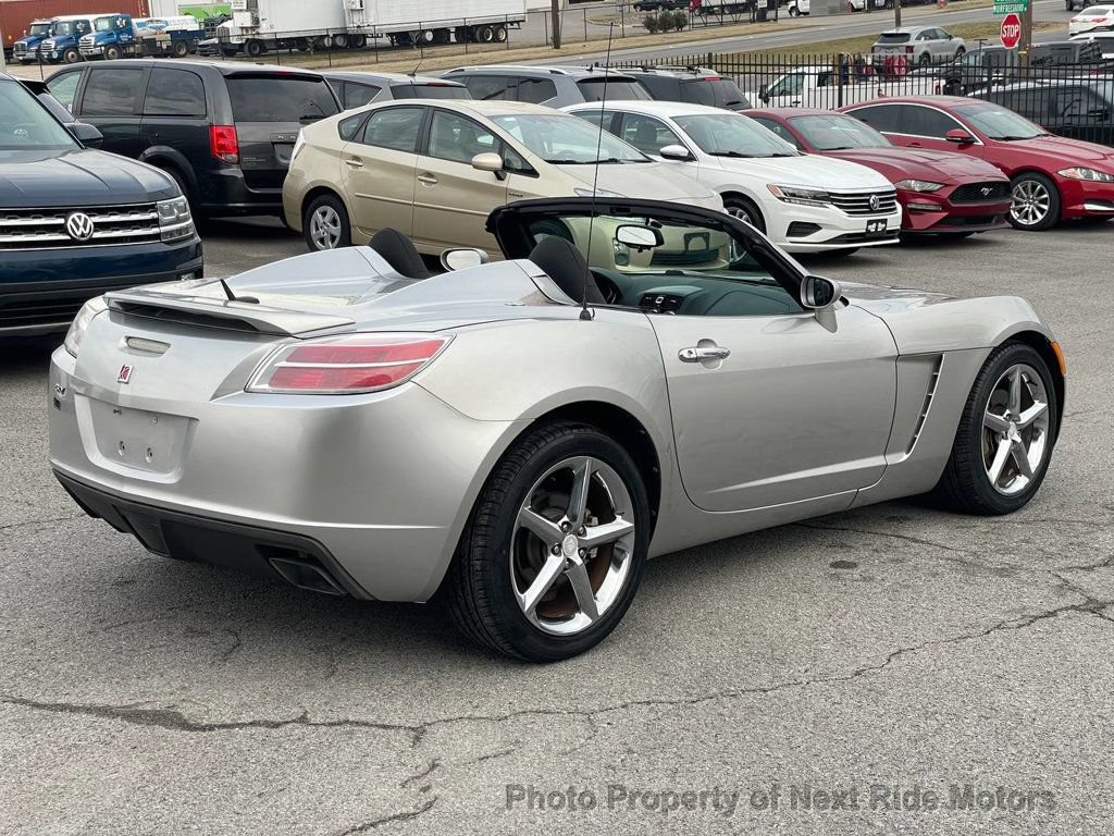 Used 2007 Saturn Sky RWD image 10