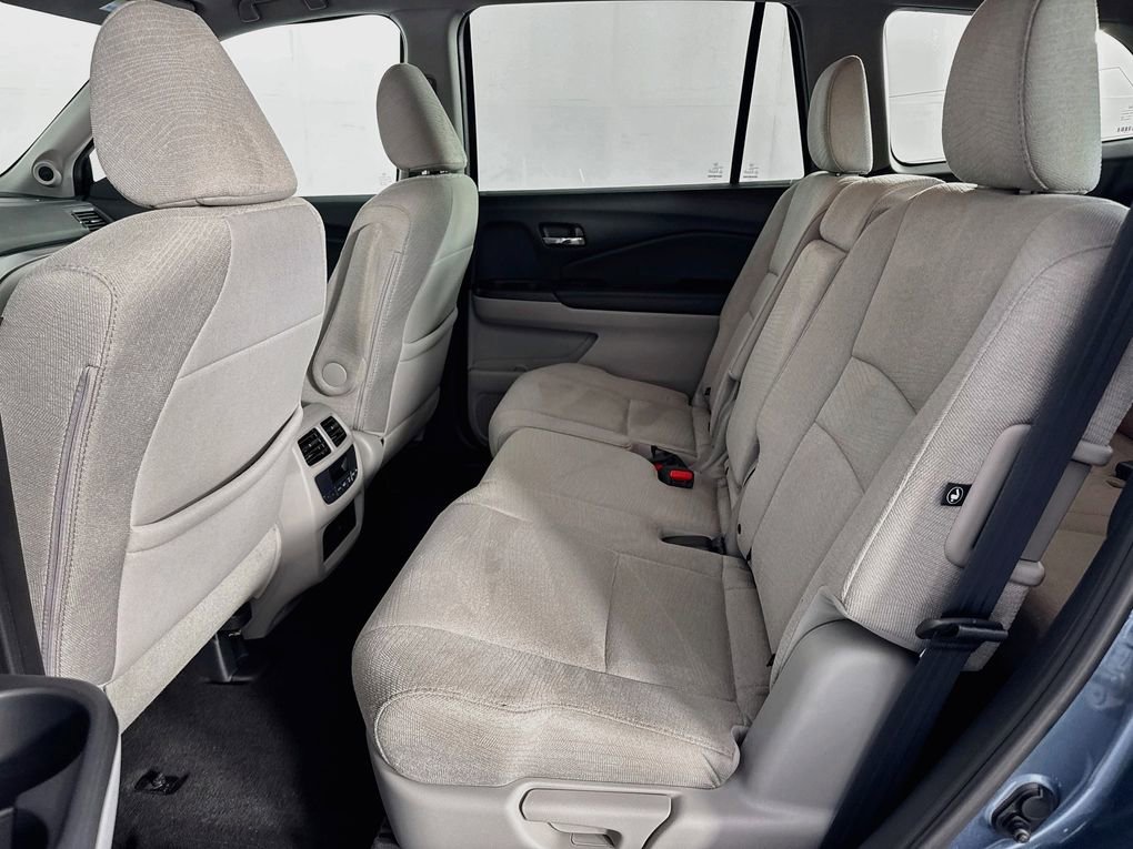 Used 2017 Honda Pilot EX image 33