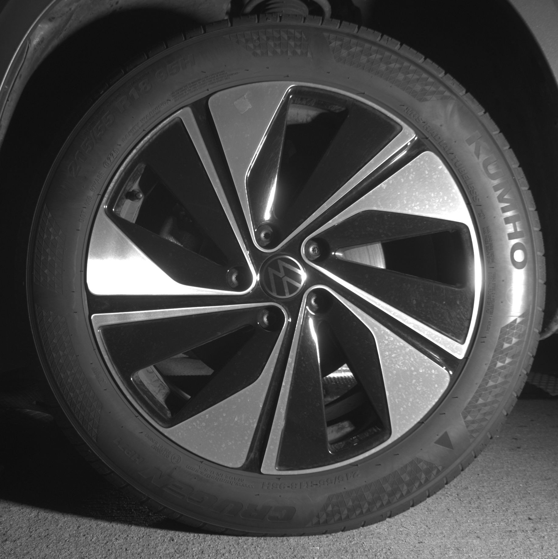 Used 2025 Volkswagen Taos SE image 12